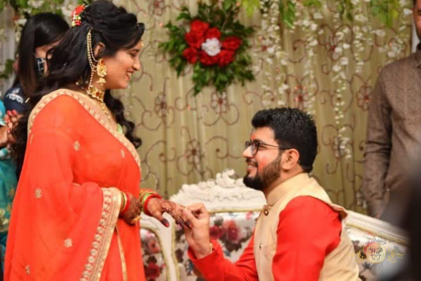 Bhavik Kotak & Priyanka Khiraiya - WeddingPointIndia matrimonial success story - Happy Indian couple