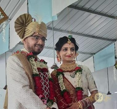 Meet Datta & Ami Rupareliya - WeddingPointIndia matrimonial success story