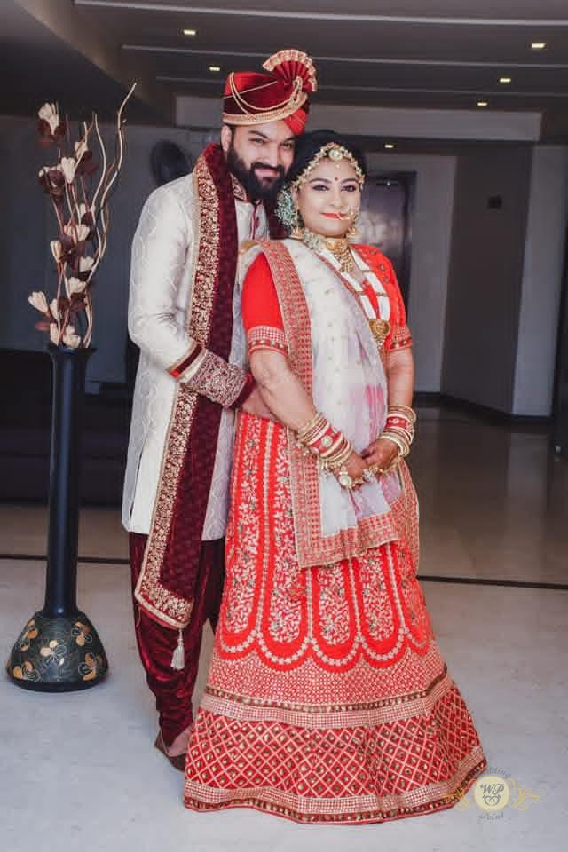 Kharanshu Karia & Nauka Pujara - WeddingPointIndia matrimonial success story - Happy Indian couple